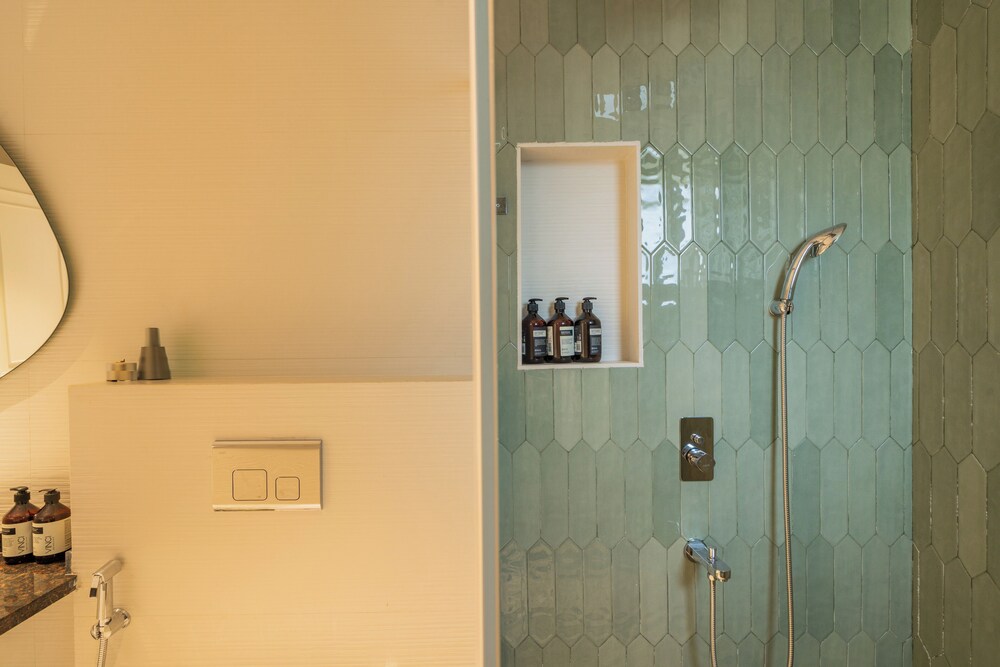 ELIVAAS Kensho Hibiscus 3BHK Villa