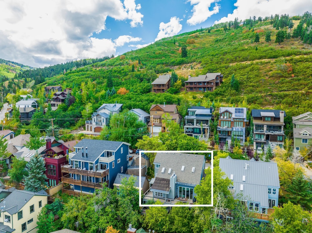 Norfolk Ave in Park City view 3