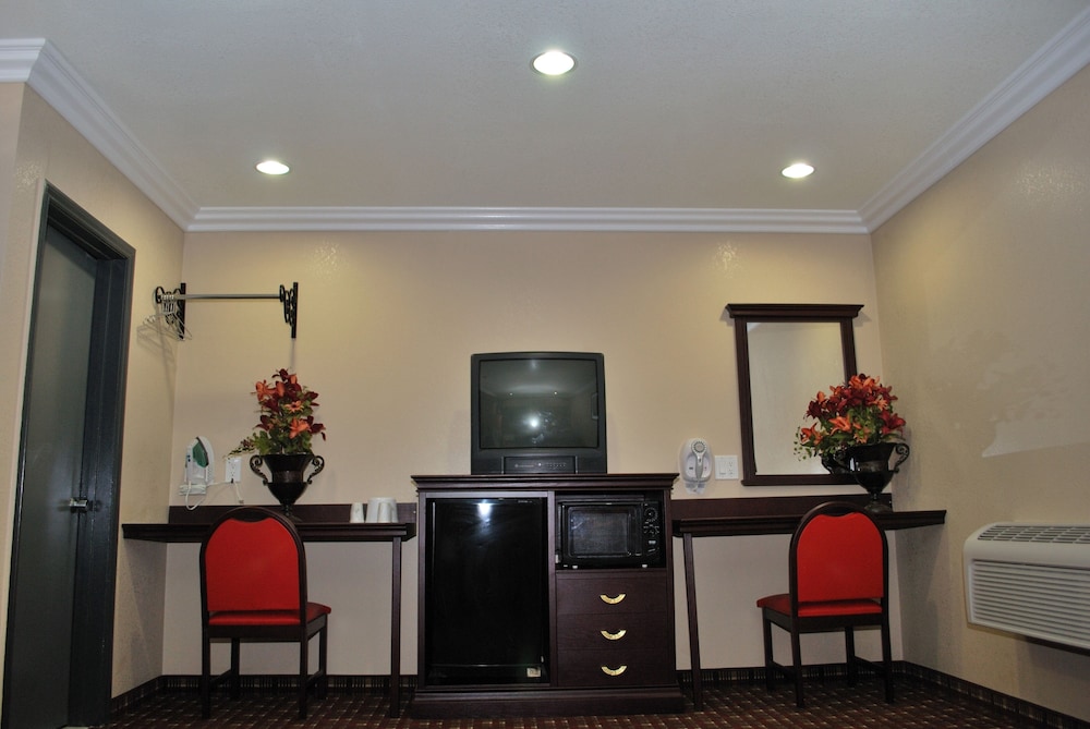 Orange County/Anaheim Vacations - Budget Inn Anaheim - Property Image 20