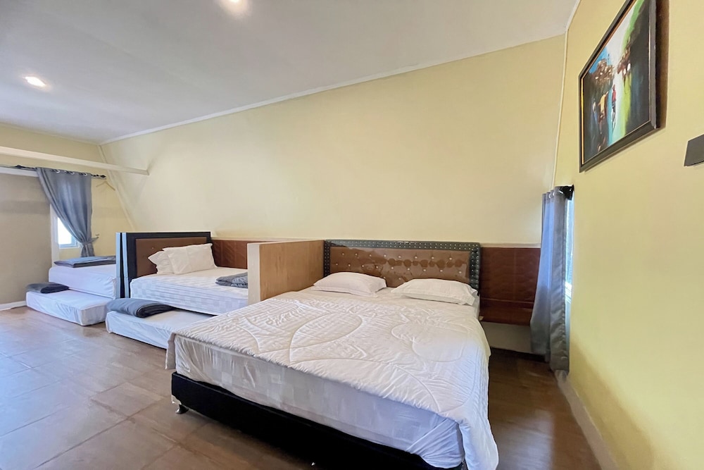 Elka-Es Villa