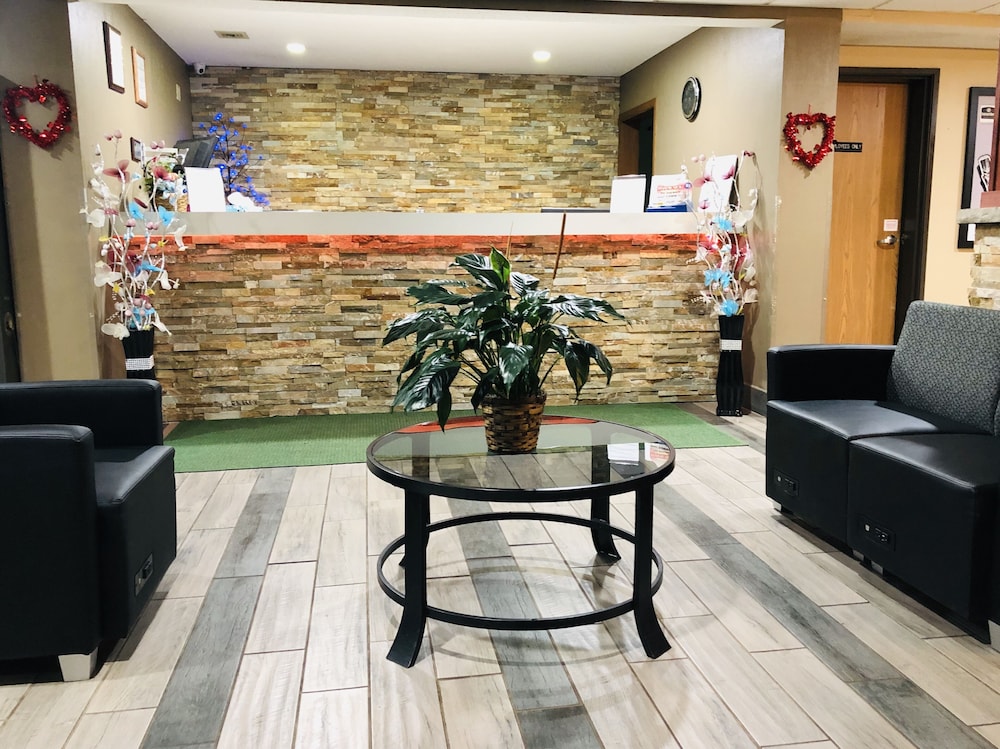 AmericInn by Wyndham Columbus Wisconsin - Image 2