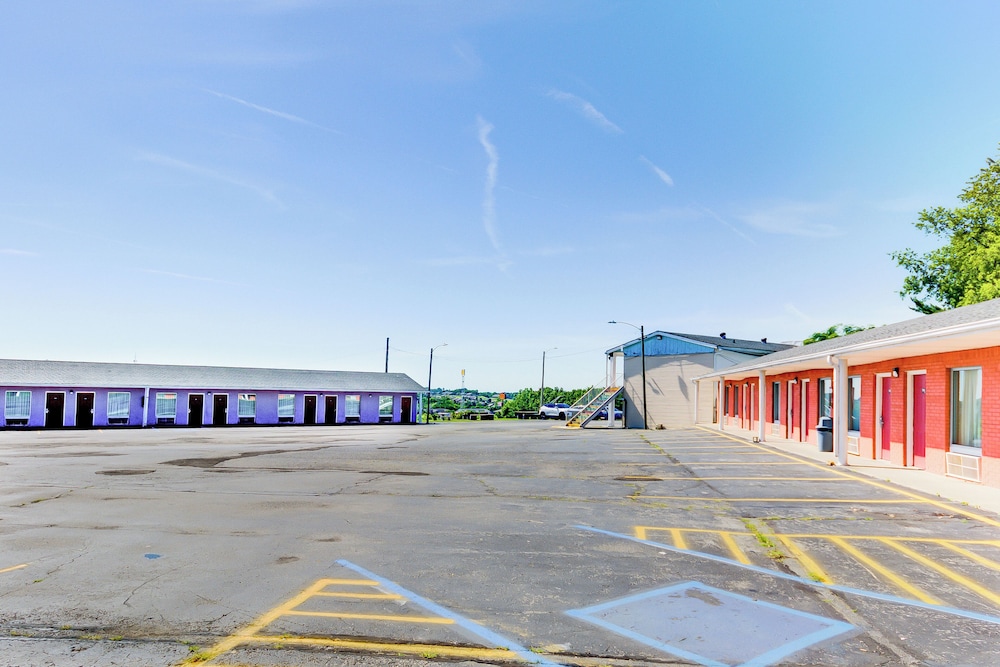 Hometown INN