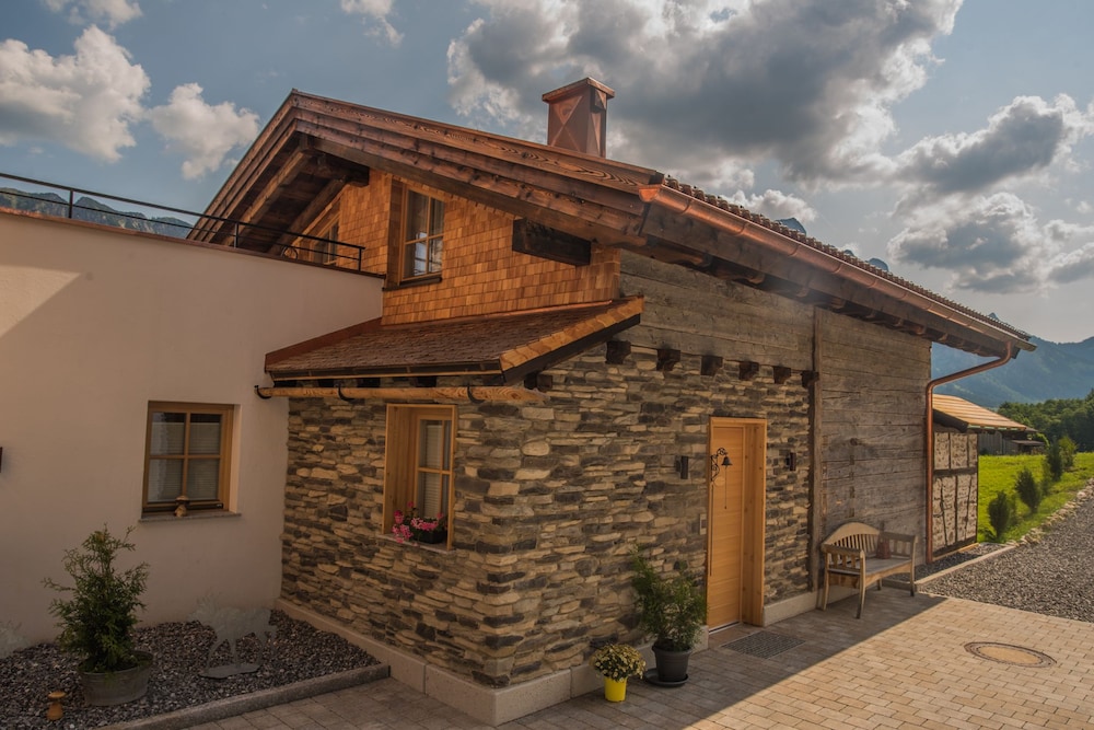 Braitos Seaside Lodges