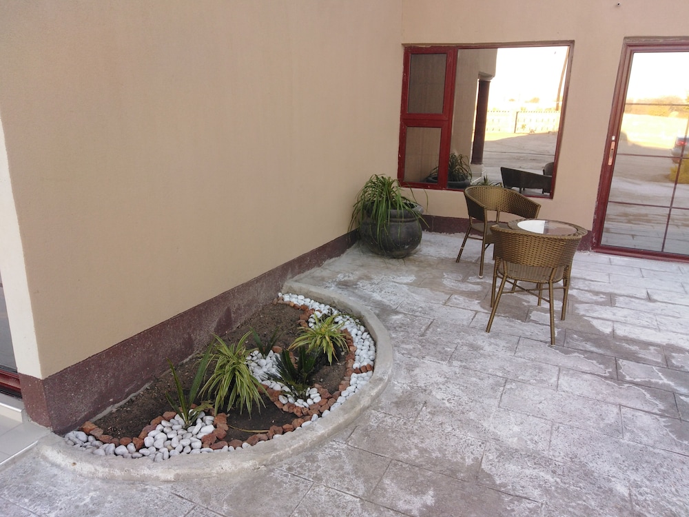 Photo 16