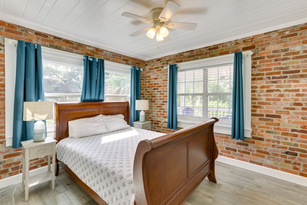2 Mi to Mashes Sands Beach: Quiet Home w/ Dock! view 3
