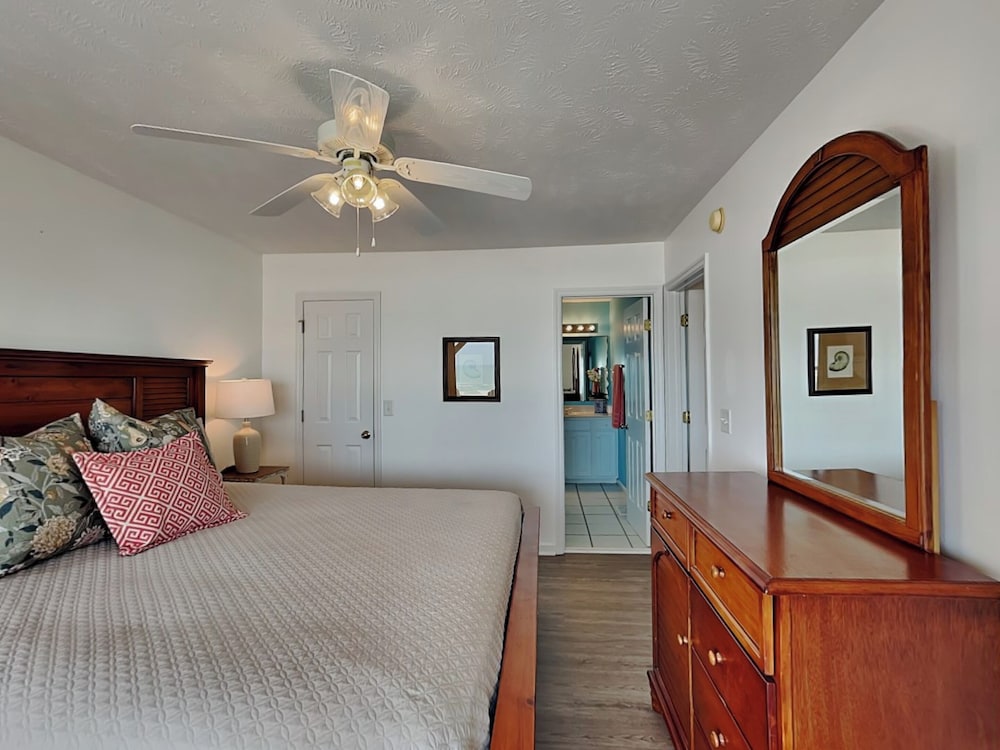 You're The Tops by Topsail Realty