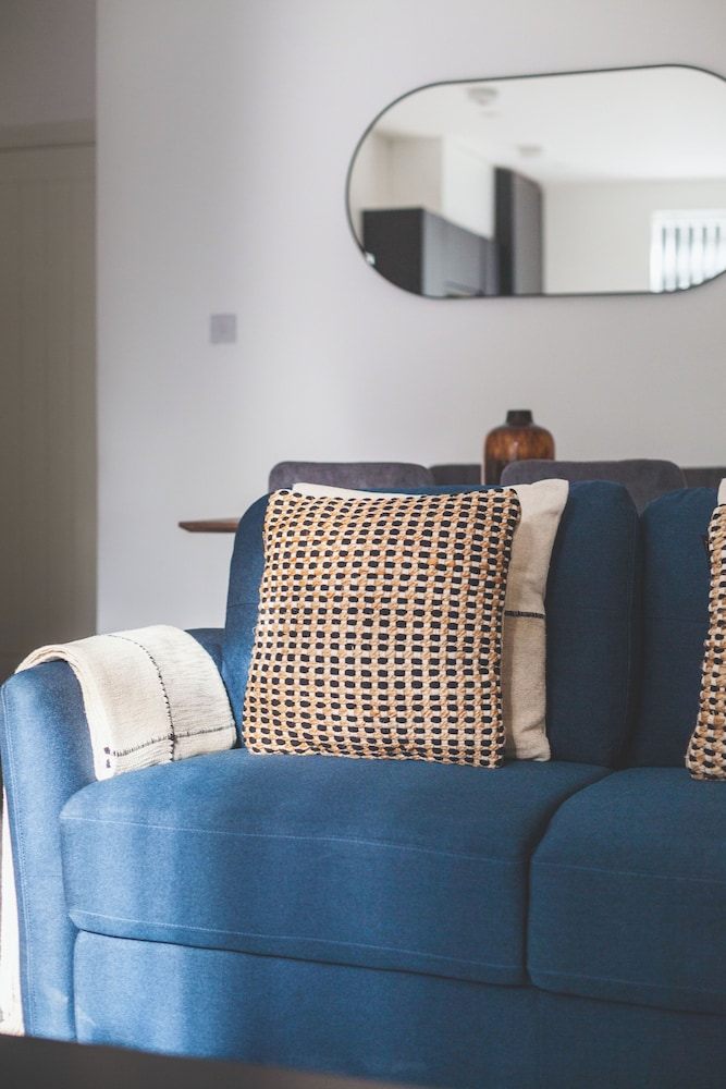 The Cricklewood Apartment