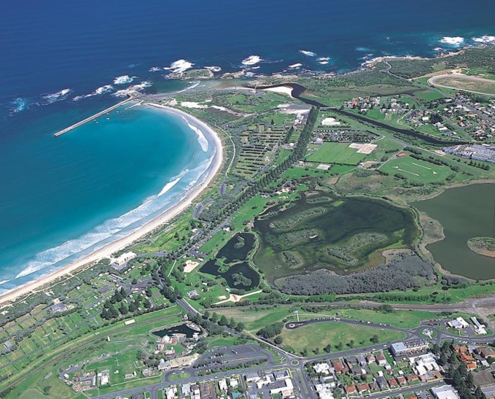 Surfside Holiday Park