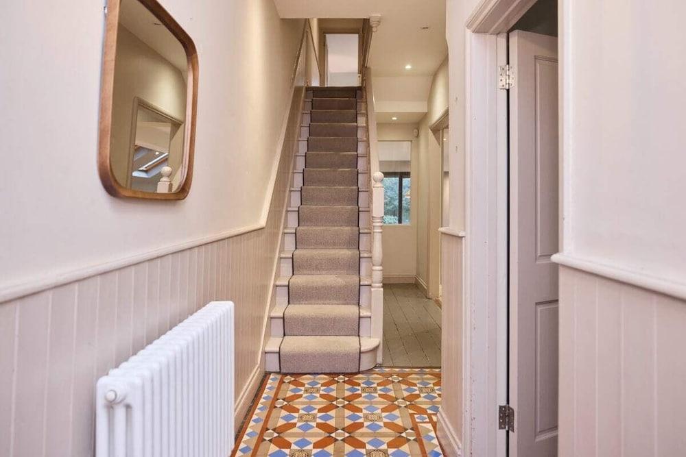 The Harlesden Haven - Stunning 4bdr With Garden