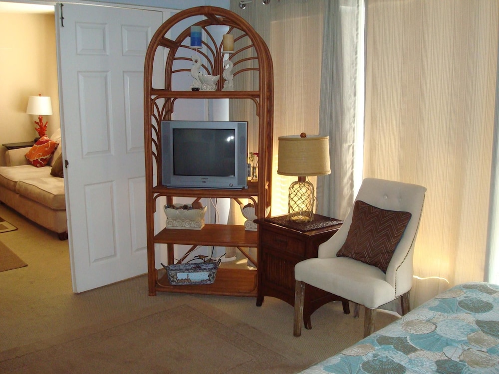 Janel s Haven 504BH