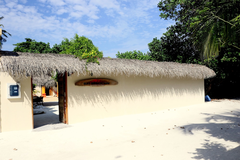 Ras Beach Inn photo 4