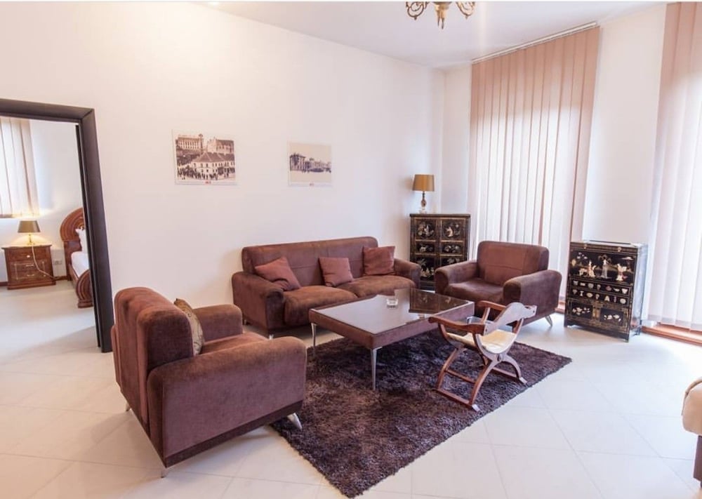Belgrade Hills Villa and Suites