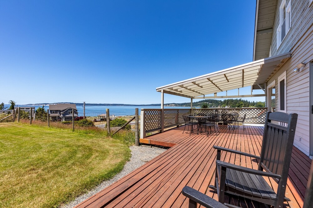 Private Beach Access + Water Views! Sleeps 18, Historic 6bdr Farmhouse w/ Deck view 3