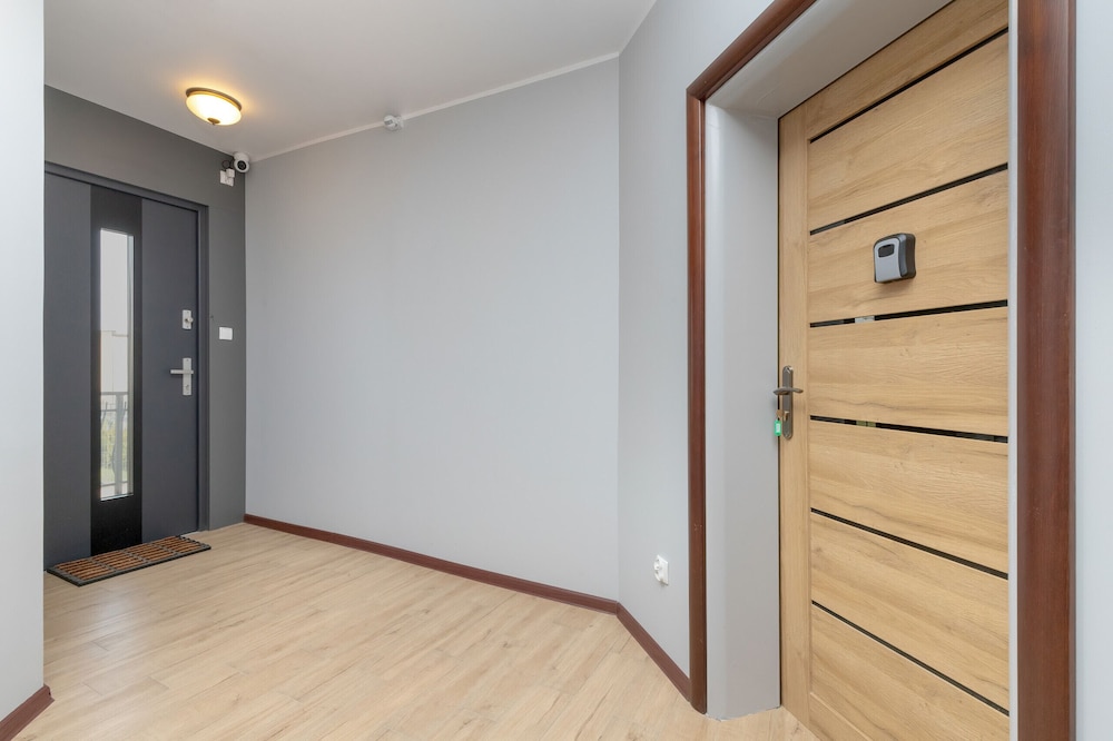 Boczna Apartment Near The Sea by Renters view 4