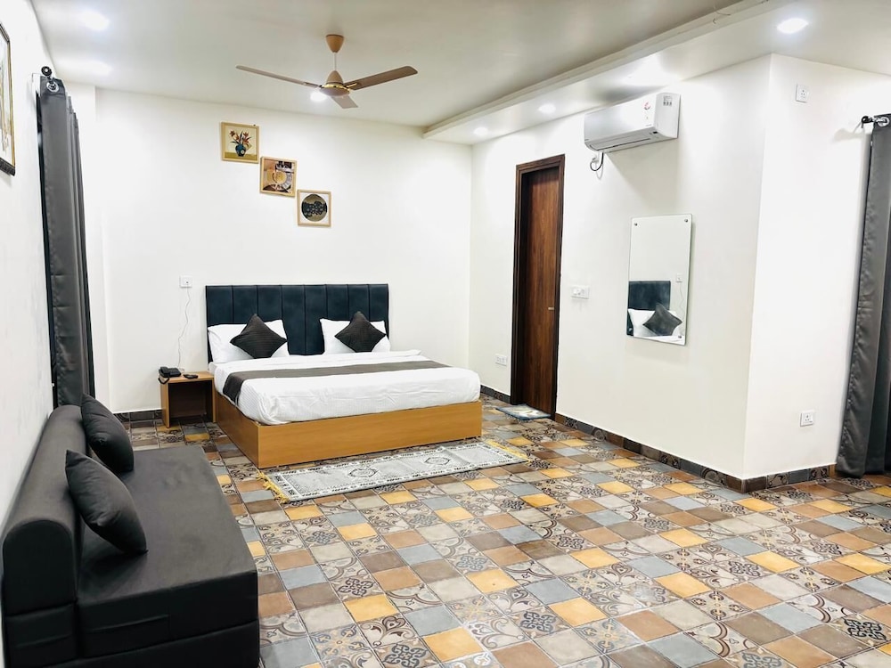 Nirvana inn