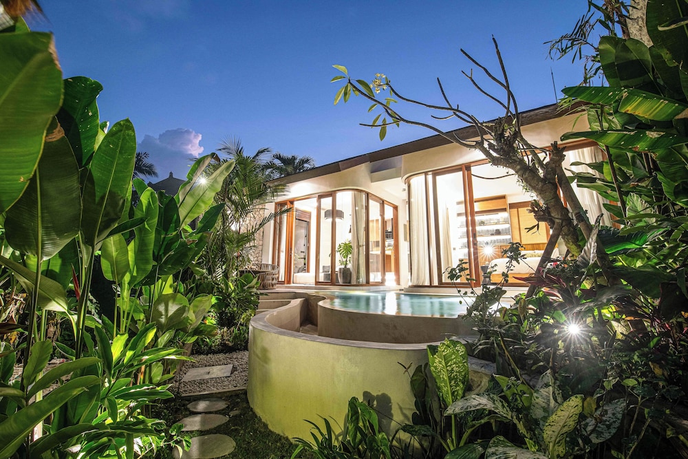 Chic 1BR Villa Serene Jungle Escape, Ubud
