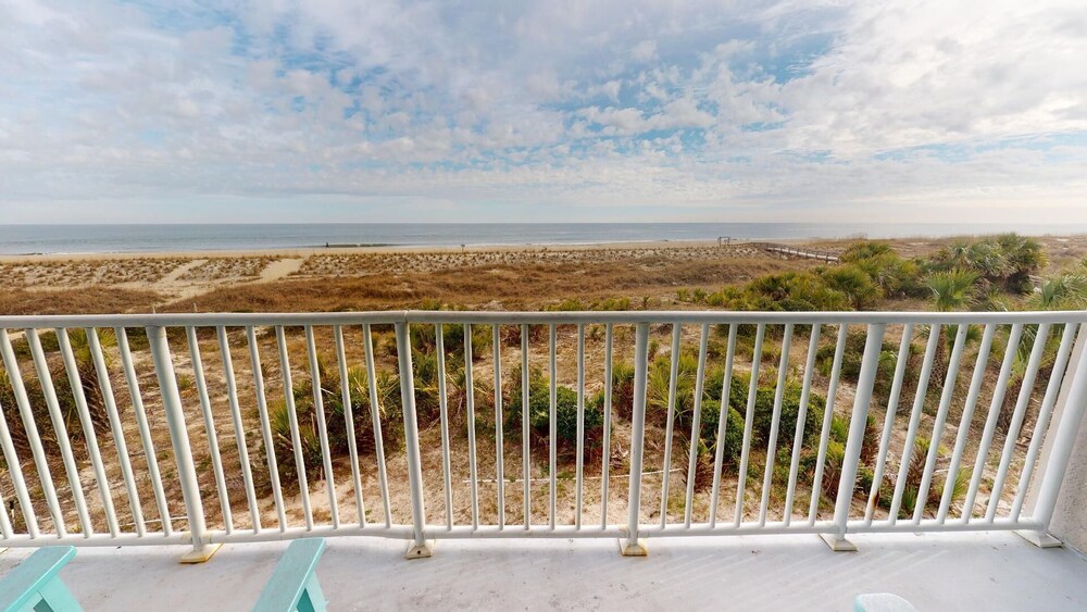 Beach House 2 by Tybee Vacation Rentals