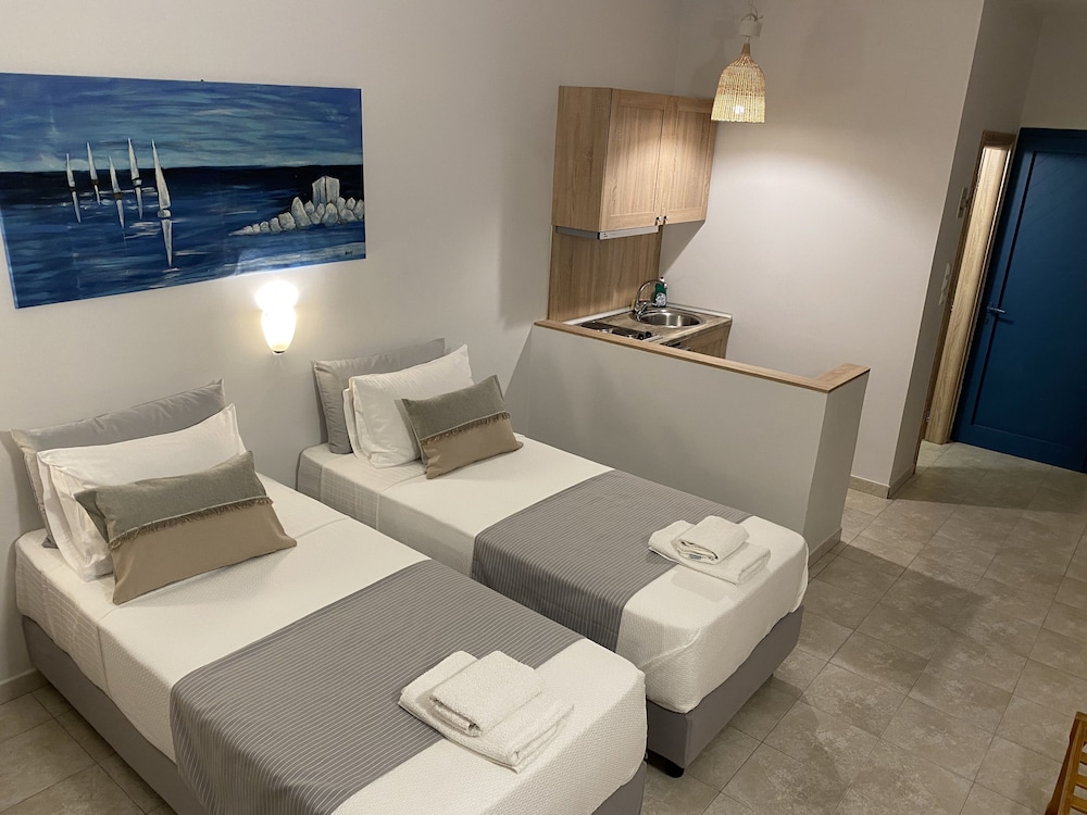 Dedes Apartments