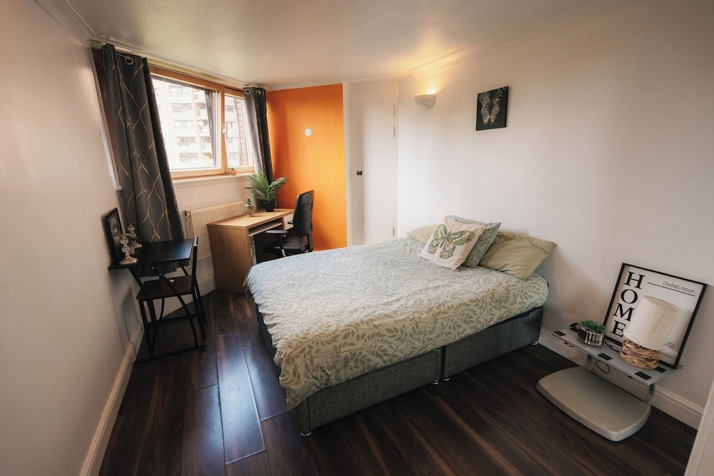 London Luxury Flat - Upper Whistler Walk