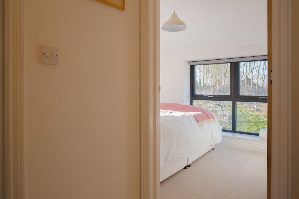 Beautiful Barn Conversion-Escape for 12