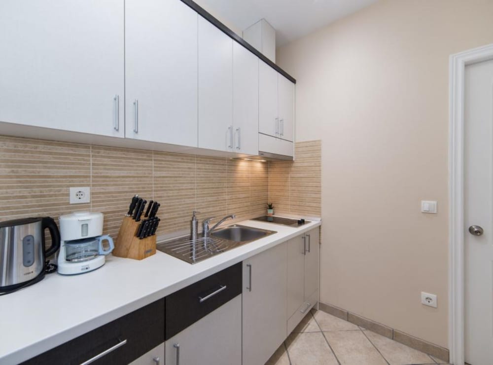 Apartments Nmn Drvenik
