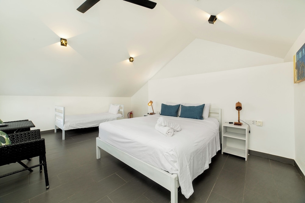 An Bang Beachside Boutique Homes & Villas