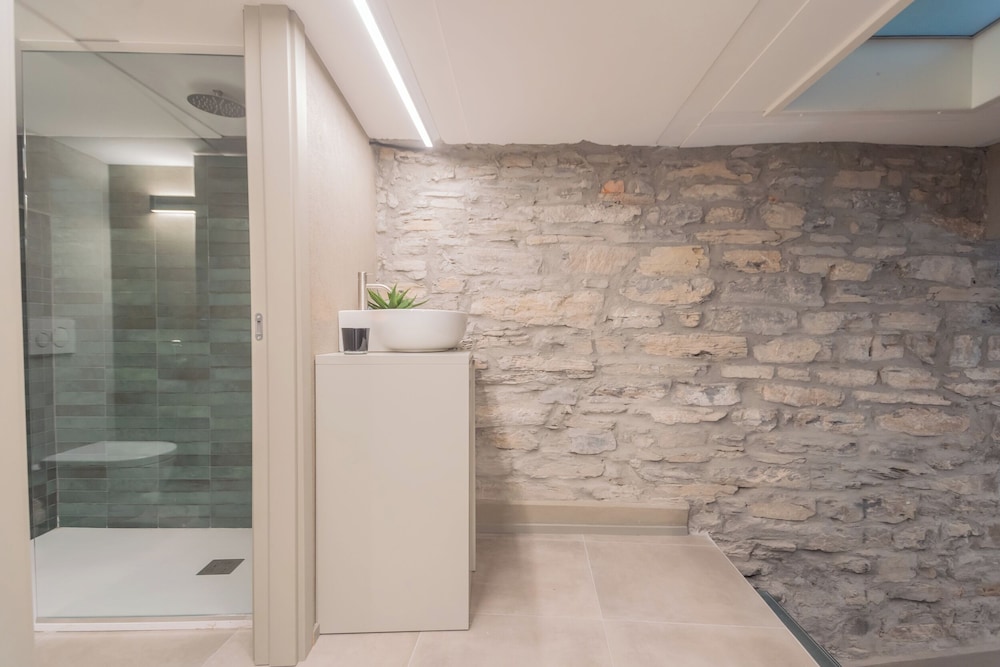 Urio's Castle Suites by Rent all Como