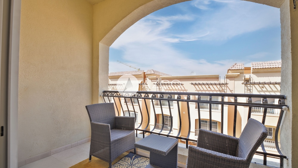 Cozy 1 BHK with City View in JVC by AZCO