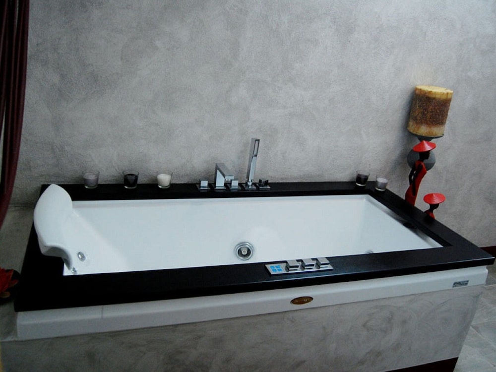 Villa in Orbetello With Private Pool & Sauna