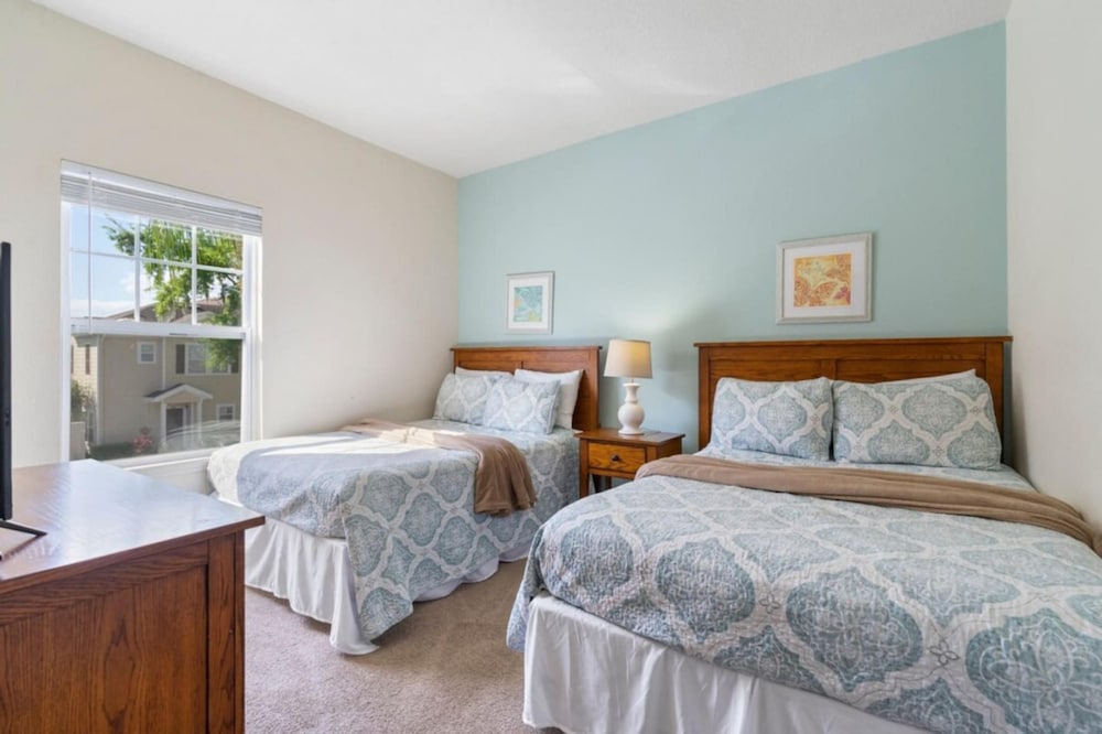Amazing 4bdr House in Disney 20104