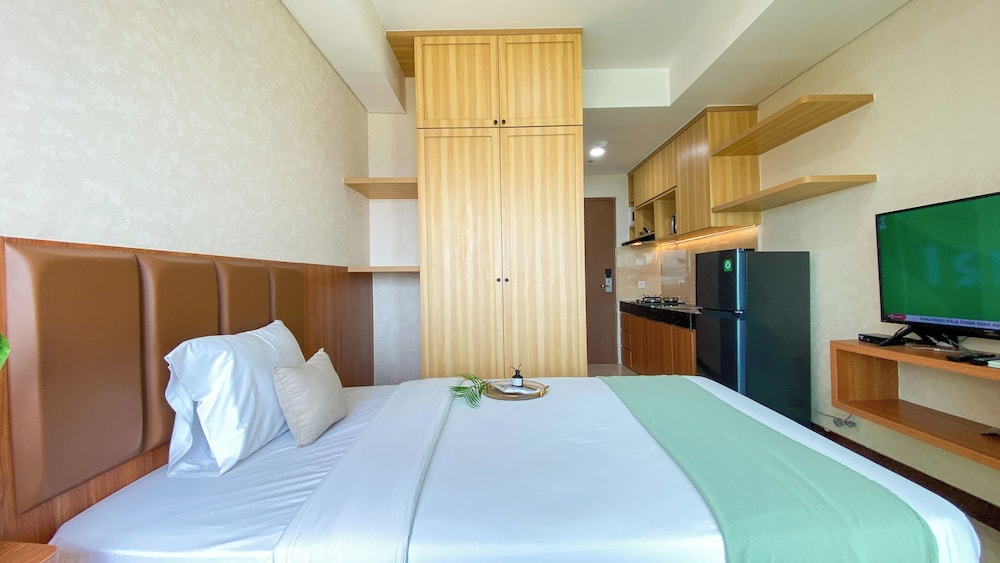 Relaxing and Homey Studio Apartment at B Residence