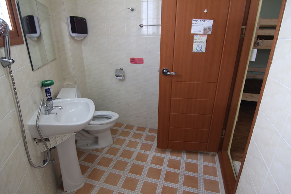 Empathy Guesthouse - Hostel