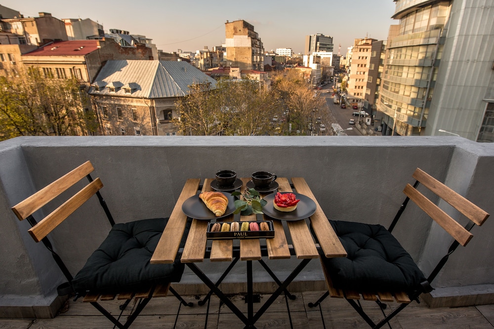 Homey - Strada Armeneasca 10 view 4