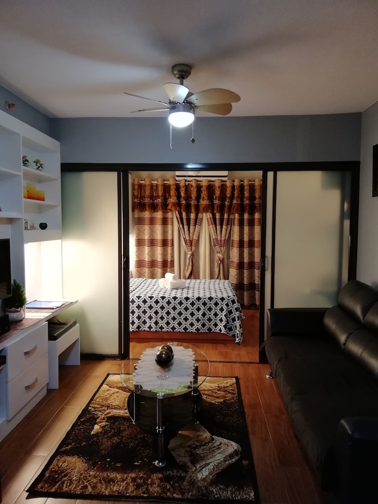 1BR Unit For Rent One Oasis Condominium