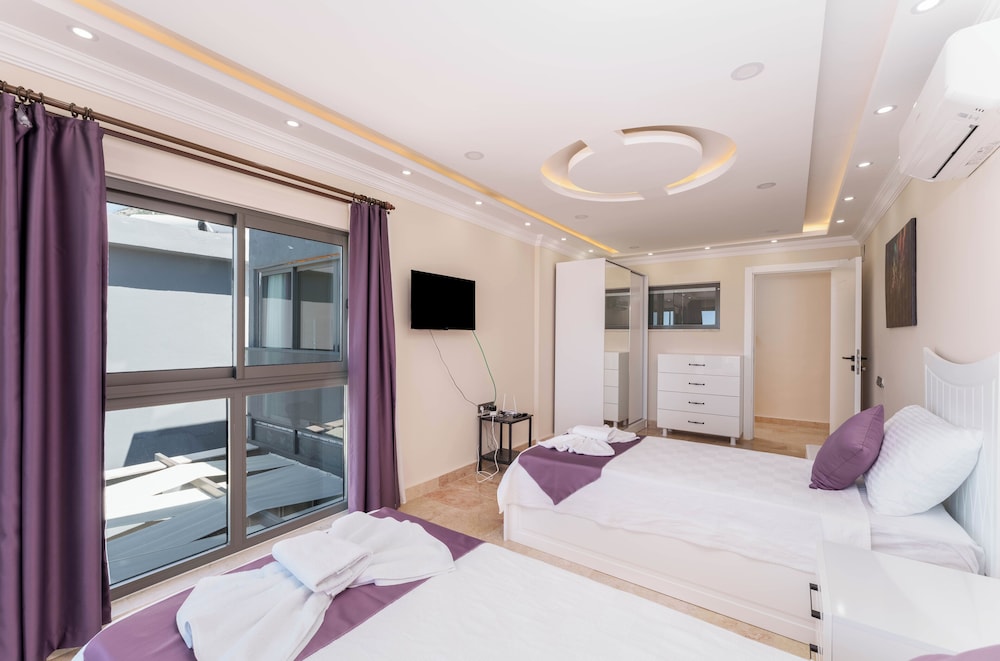 Grand Emora Villas