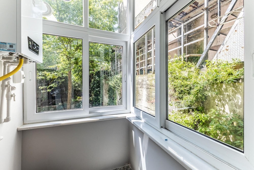 Exquisite and Central Flat in Bar Street Kadikoy