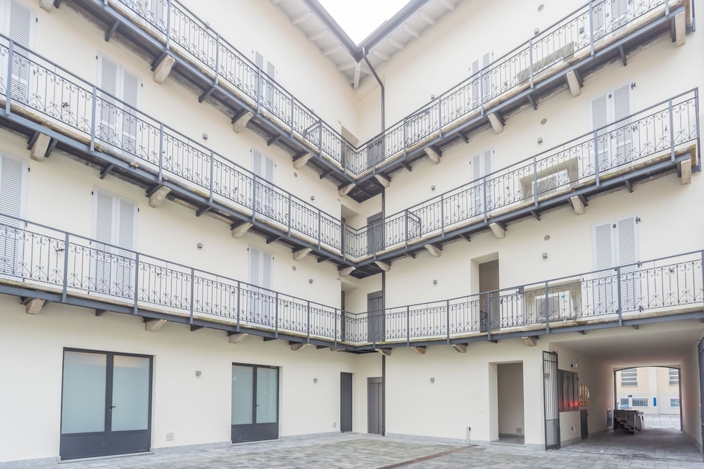 V. Suite on Lake Como by Rent all Como