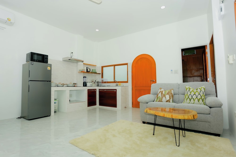 Rock & Lune Boutique Villas