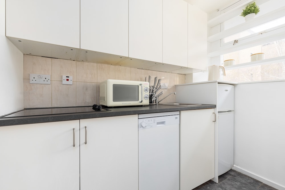 The Pimlico Collection