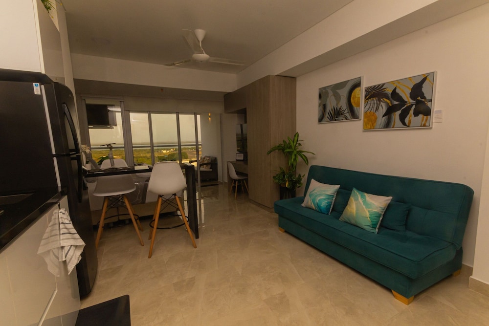 Condominio exclusivo nuevo frente al mar