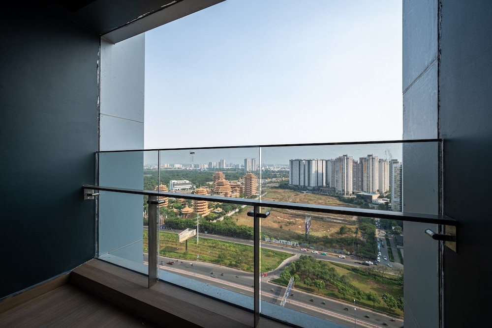 Lumiere Riverside Luxury Apartment, photo 48