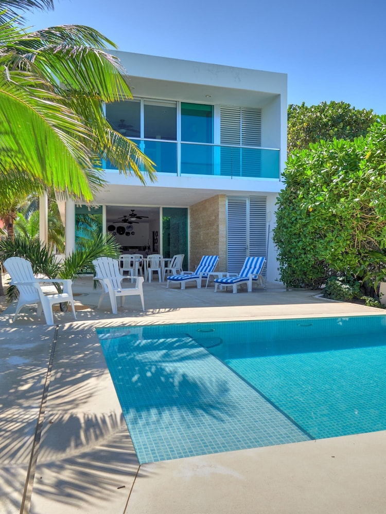 Casa Ventana del Mar - Yucat n Home Rentals view 2