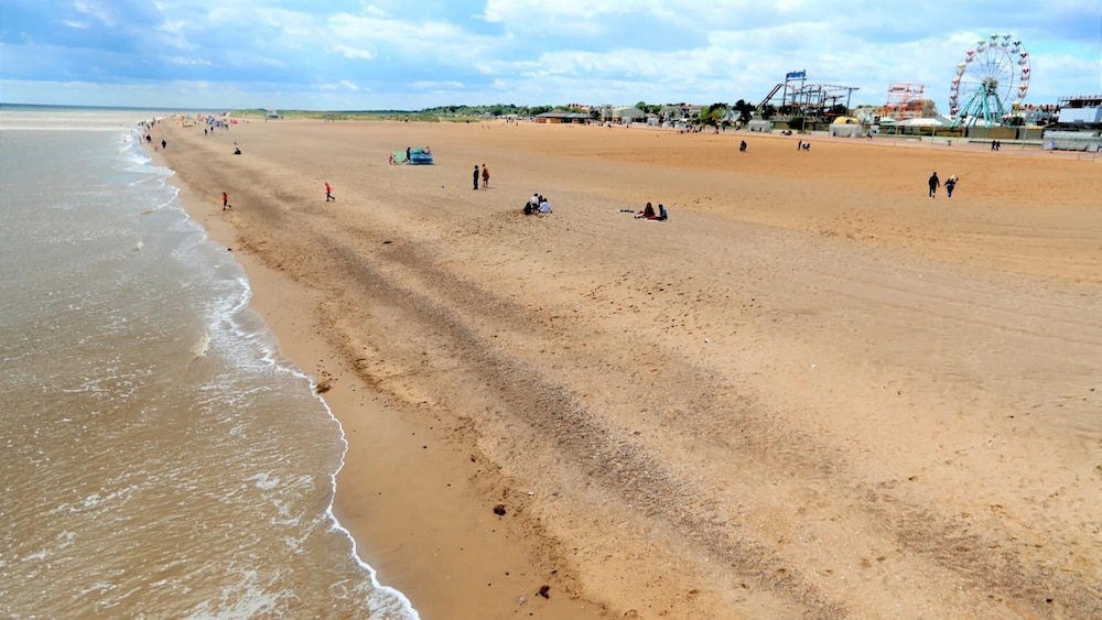 Cozy Caravan in Skegness for 8