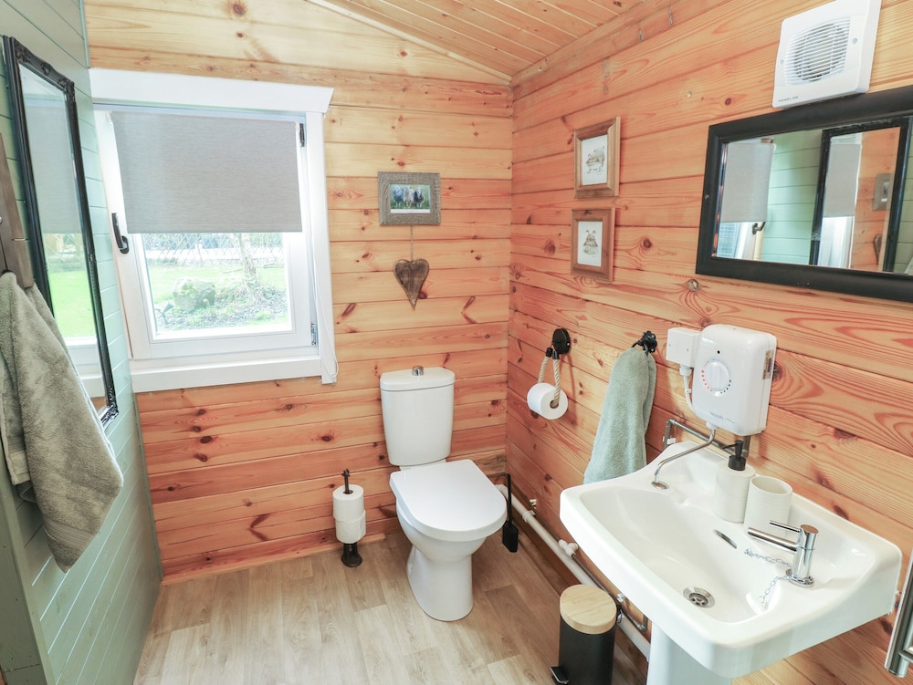 Mill Cabin Denant