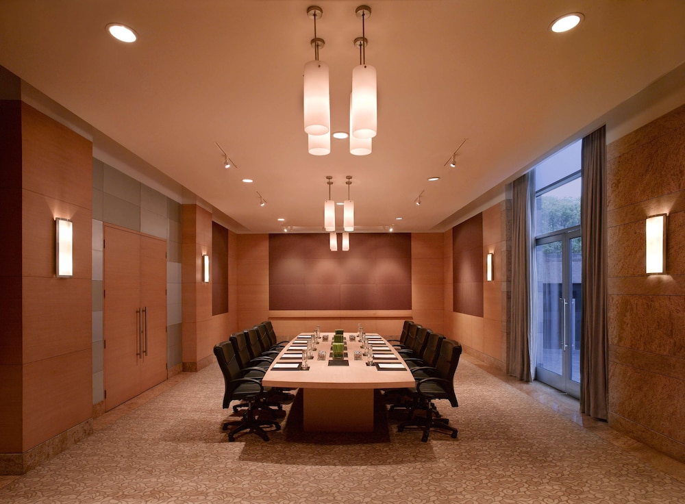 Mumbai Vacations - Grand Hyatt Mumbai Hotel and Serviced Apartments - Property Image 86