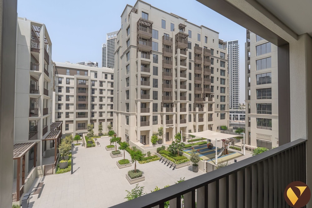 Vogue Rosewater Creek Beach Stylish 2BR