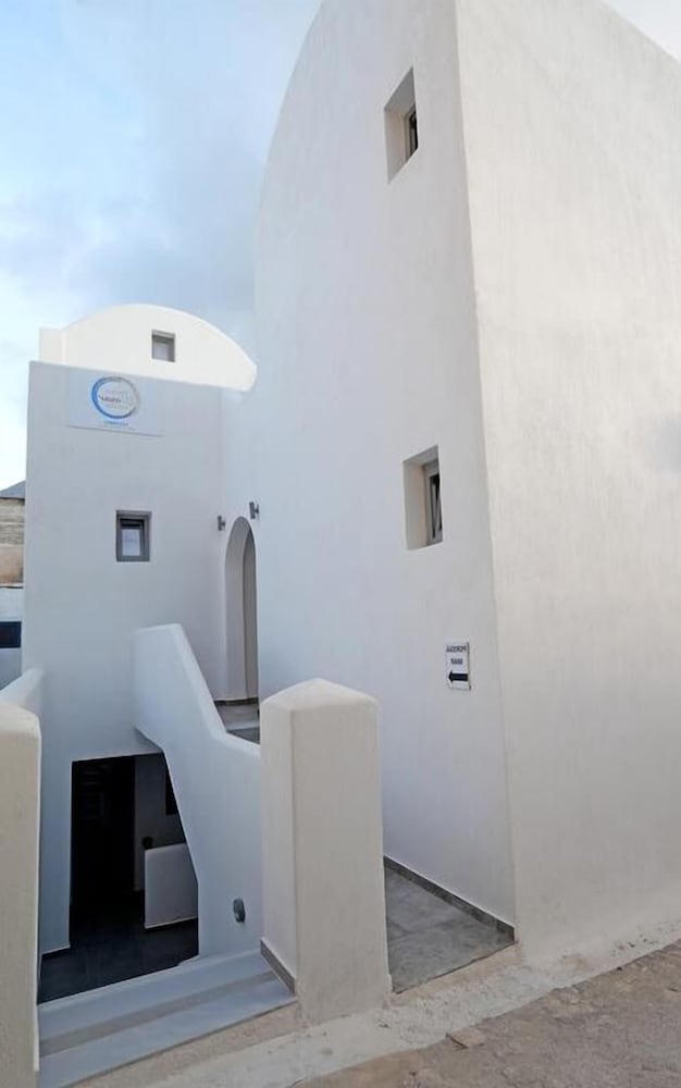 Aegean Studios Perissa