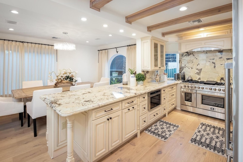 Stradella Spanish - Contemporary Mediterranean Estate w/ Resort-style Yard - Image 4