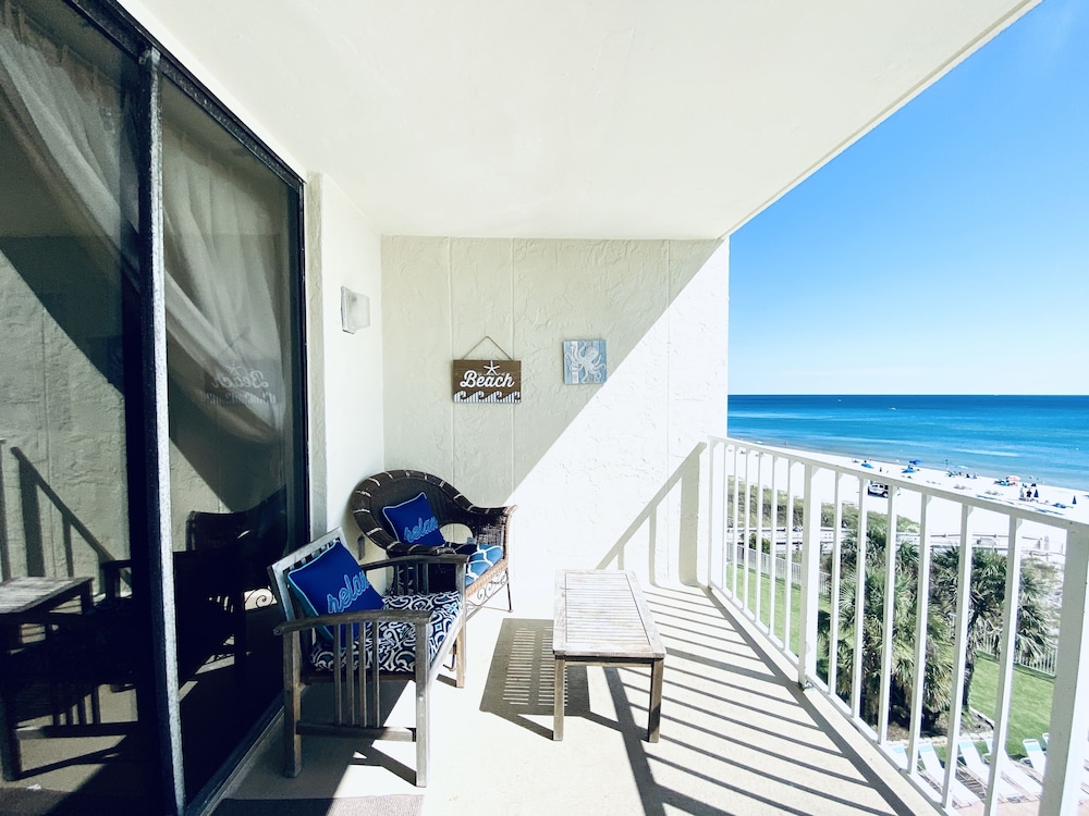 Hotel SunSwept 505 by ALBVR - Image 1