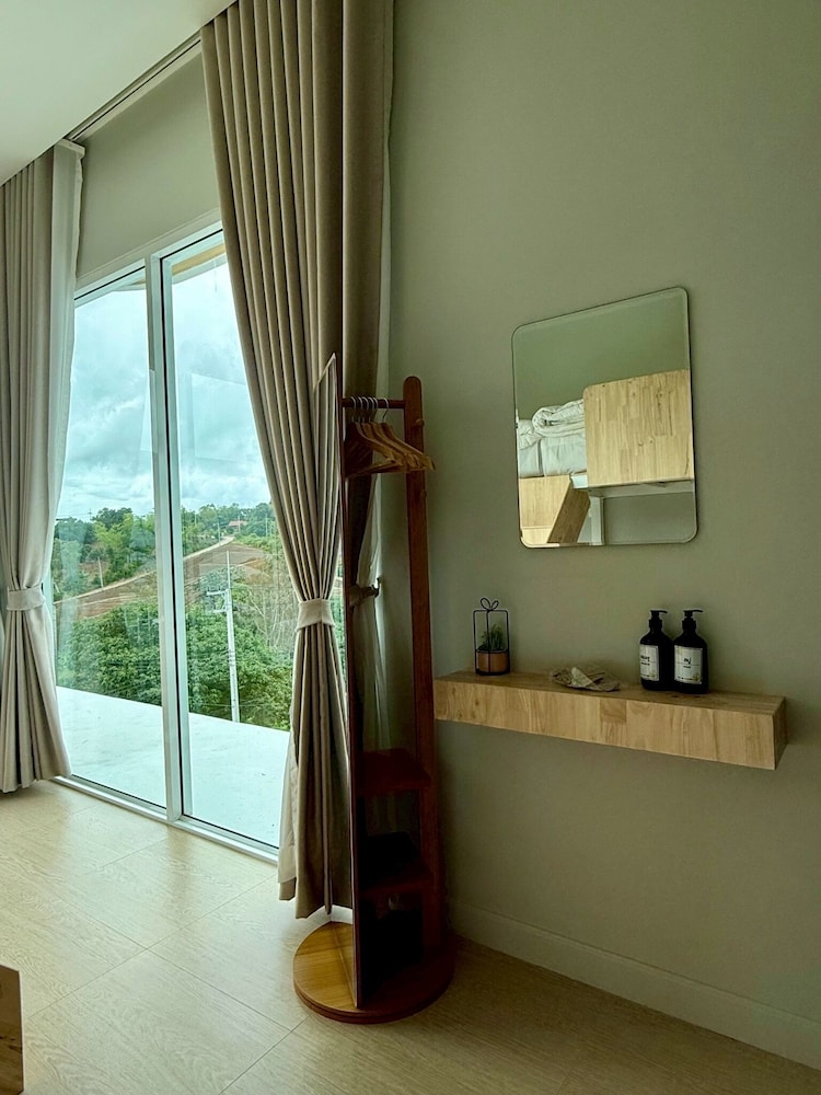 Hill Jai Poolvilla Khao Kho